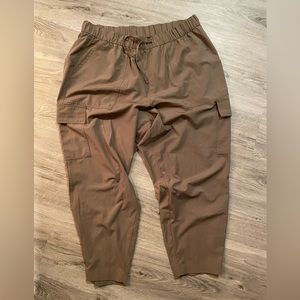 Old Navy Active - Stretch Tech Cargo - Light Brown - Size XL